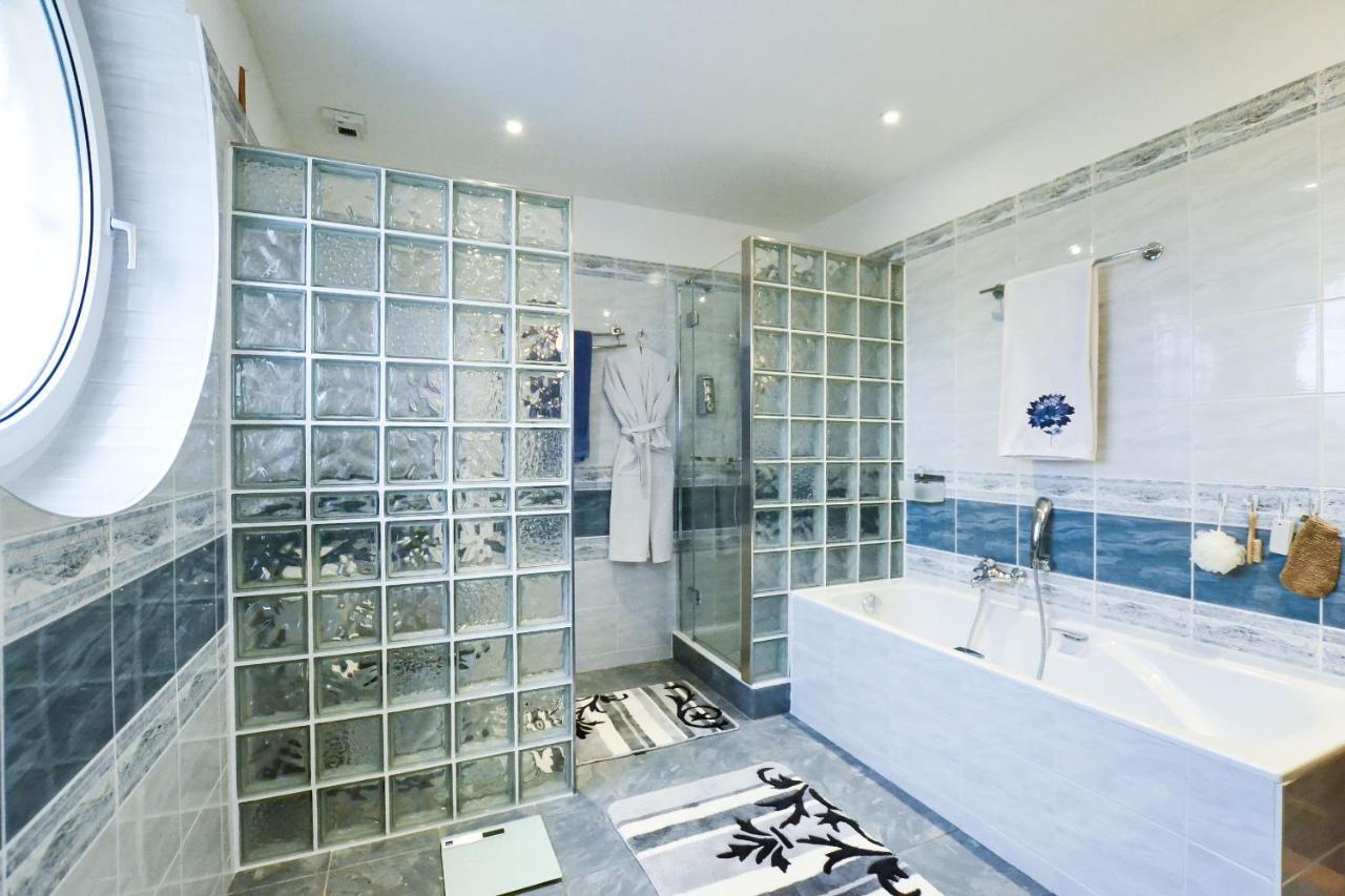 B&B Villa Fink Ostheim Exteriör bild